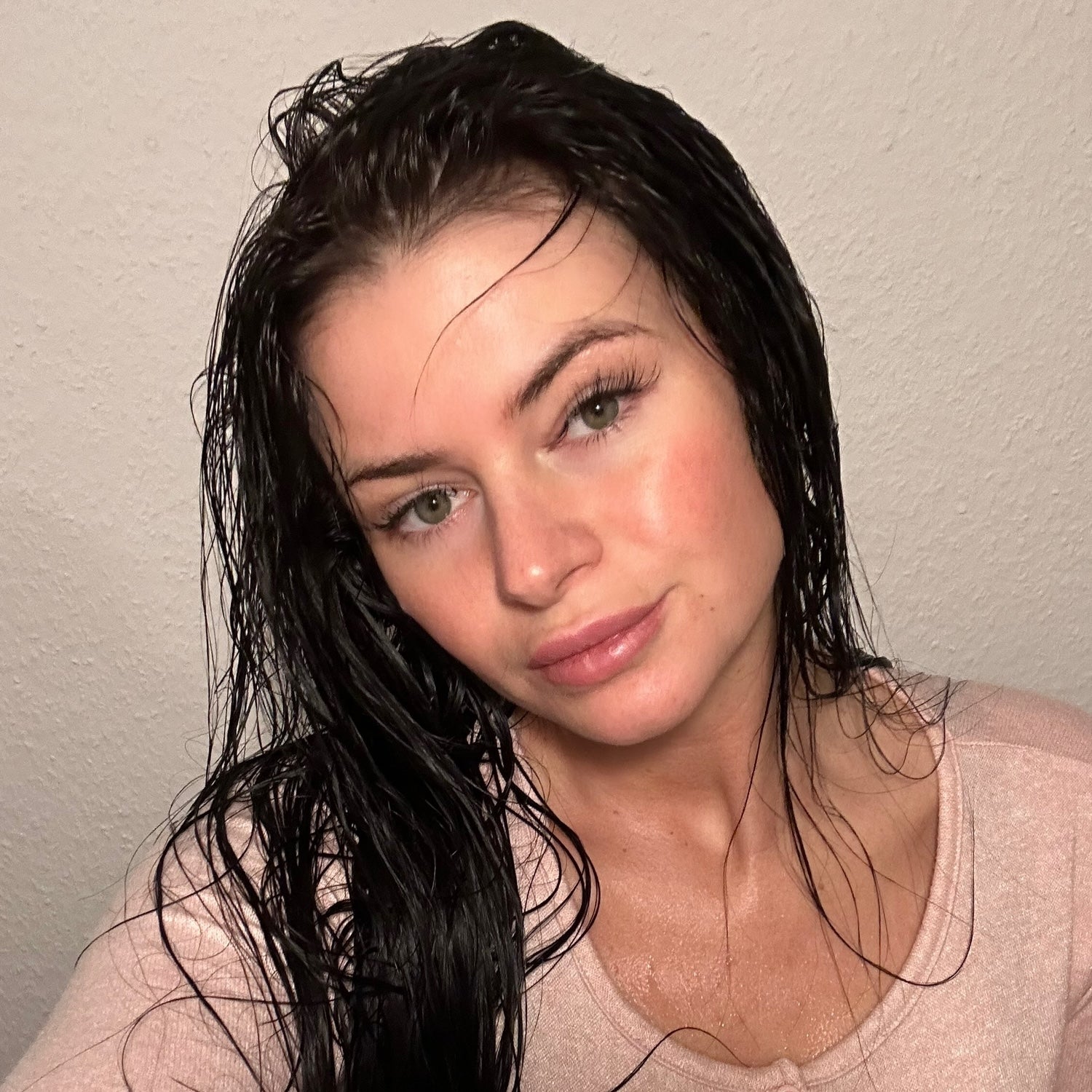 SUPER GLOW SERUM - 10% VITAMIN C + 5% Niacinamide 2% Glucosamine